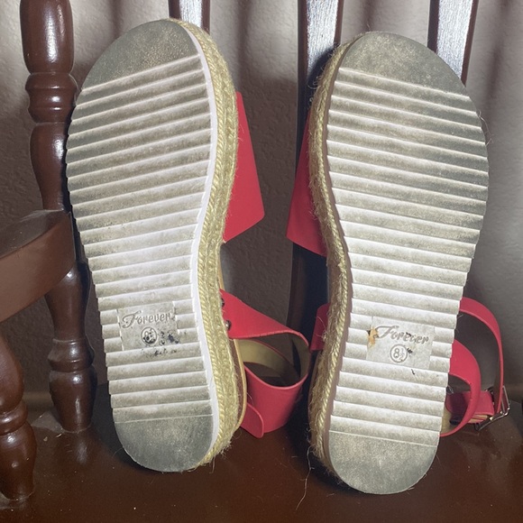 Red Strap Forever Sandals - Picture 8 of 11